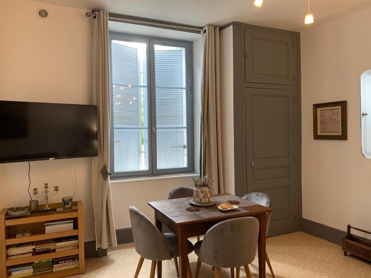 La Cour Pavee, T2 Lumineux, Cosy, Confort 55 M2 Saint-Léonard-de-Noblat Exteriér fotografie